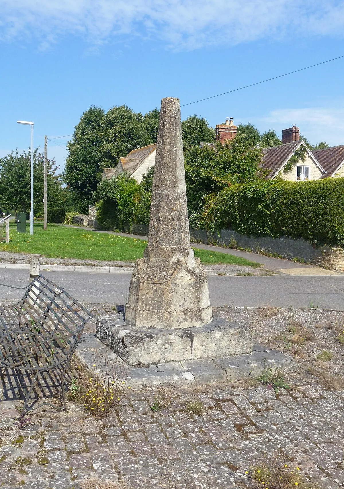 A circular walk around Cricklade [41]