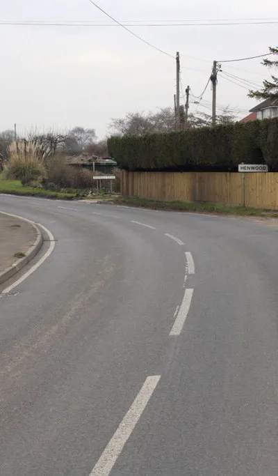 B4017 (Cumnor Road) at Henwood