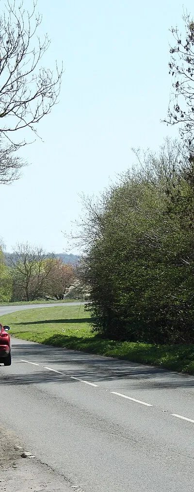 2011 : A350 heading south toward Lacock and Melksham