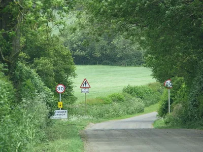 Approach to Sibford Gower and Burdrop