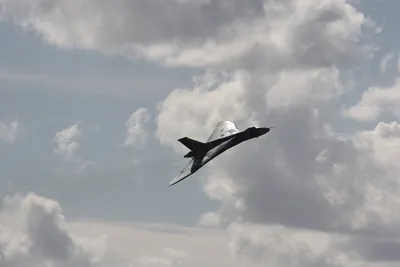AVRO Vulcan B2 - Banking