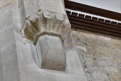 Barcheston, St. Martin's Church: Chancel arch capital 1