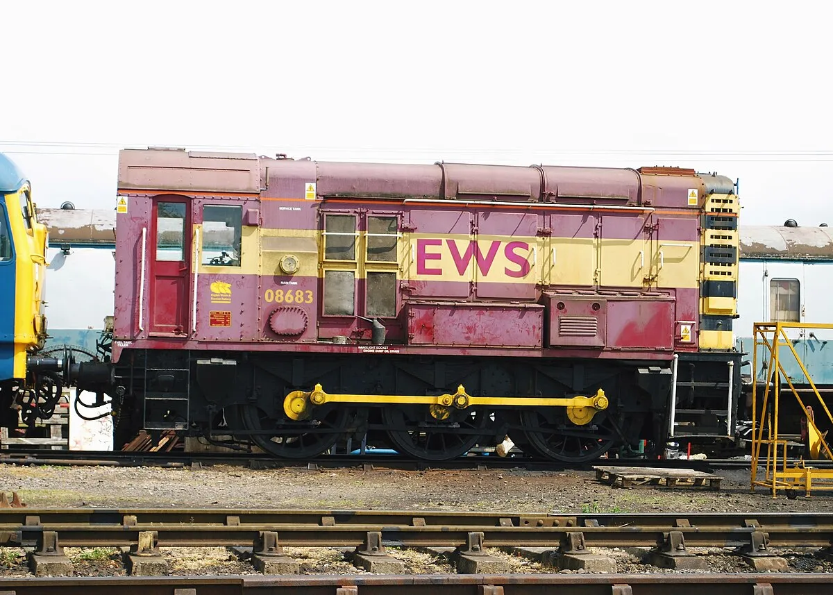 Preserved BR/EE Class "08" 400 hp 0-6-0 No.08 683 (ex-D3850) in EWS livery at Toddington, 6/10.