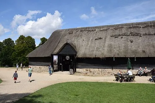 Avebury Manor & Garden and Old Farmyard