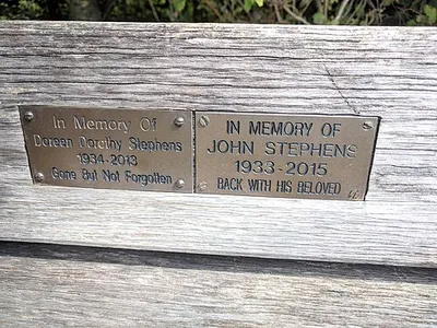 In Memory Of
Doreen Dorothy Stephens
1934-2013
Gone But Not Forgotten

IN MEMORY OF
JOHN STEPHENS
1933-2015
BACK WITH HI…