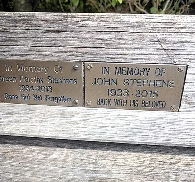 In Memory Of
Doreen Dorothy Stephens
1934-2013
Gone But Not Forgotten

IN MEMORY OF
JOHN STEPHENS
1933-2015
BACK WITH HI…