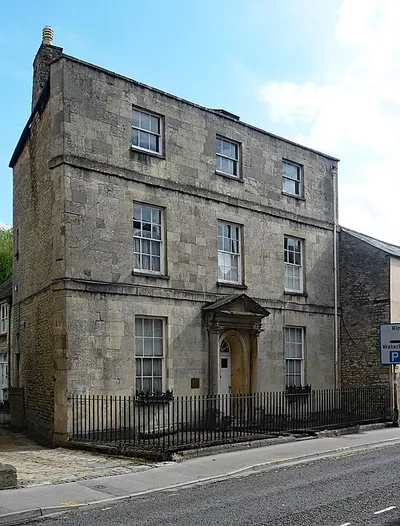 33 Dyer Street, Cirencester