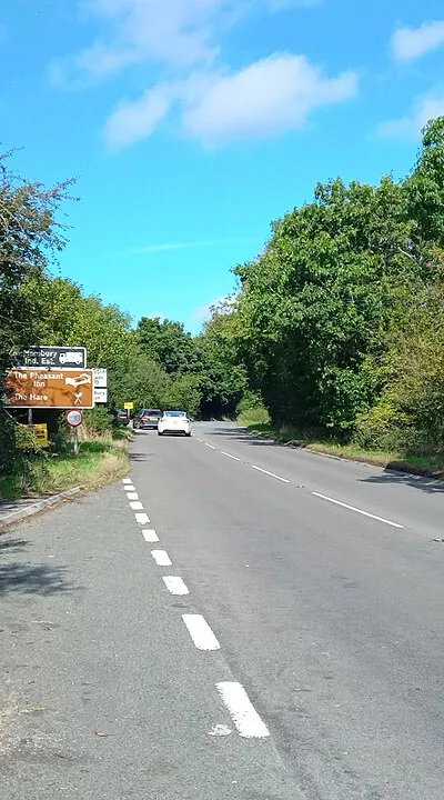 A338 at the southernmost junction for the B4000