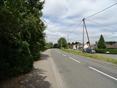 B4017, Wootton