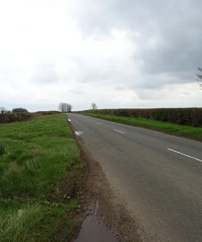 B4026, Chalford Green