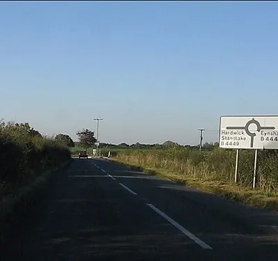 Approaching the B4449 roundabout