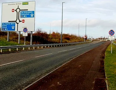 B4008 approaches the M5 from the south, near Hardwicke