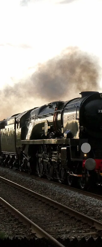 Clan Line at Collins Lane Crossing, Purton