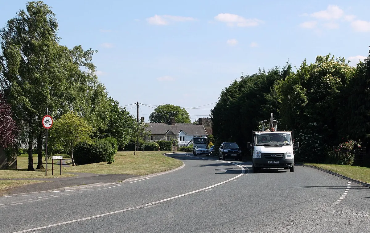 2011 : A3102 at Goatacre