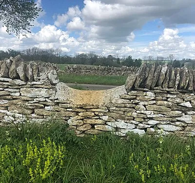 Stone Stile Chedworth