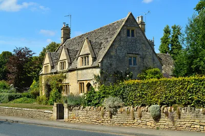 Berkeley Cottages, Overbury