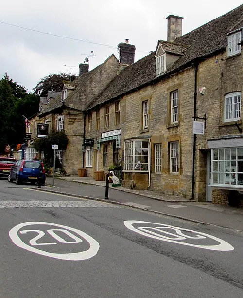 20 on Market Square, Stow-on-the-Wold