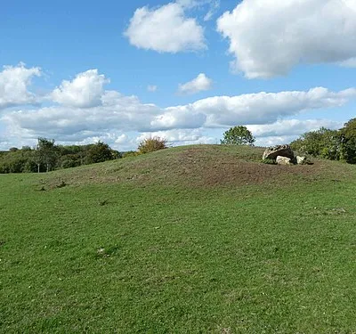 Long barrow in parkland of Lodge Park