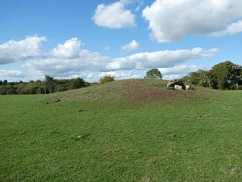 Long barrow in parkland of Lodge Park