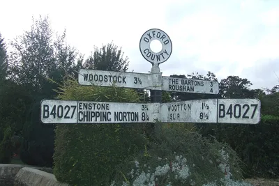 Direction Sign – Signpost on the B4027 in Glympton