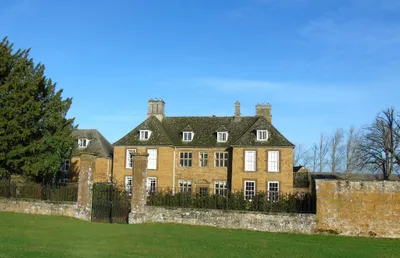 Arlescote House