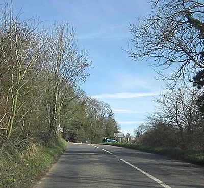 B4425 Entering Barnsley