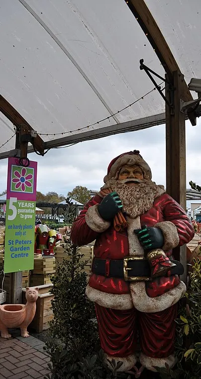 Broomhall : St Peter's Garden Centre - Father Christmas