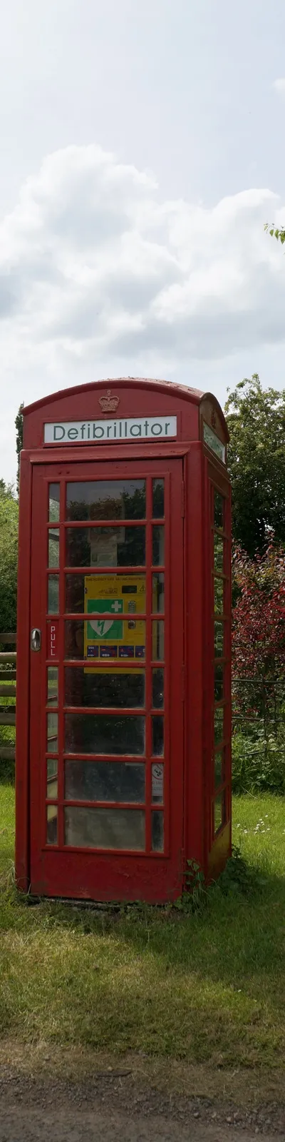 A defibrillator telephone box, Great Washbourne