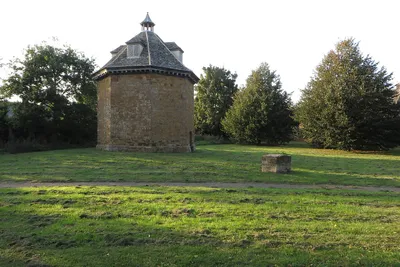 Dovecote at Milcombe