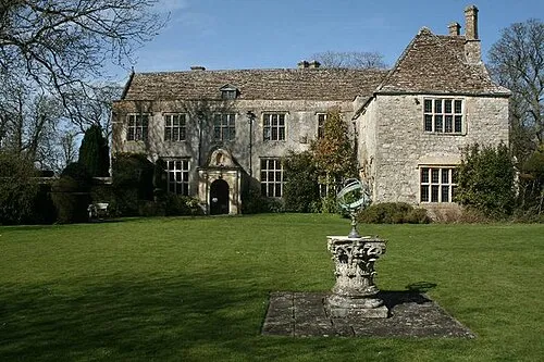 Avebury Manor Garden