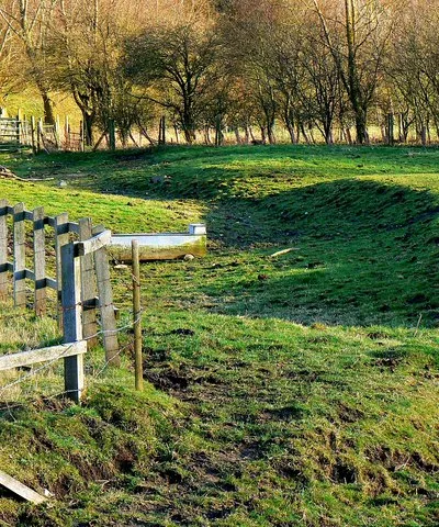 A closer look at the course of the River Og, Ogbourne St Andrew, near Marlborough