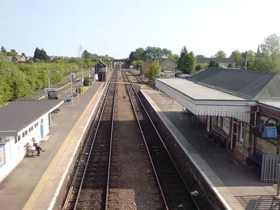 Moreton-in-Marsh Station, looking south