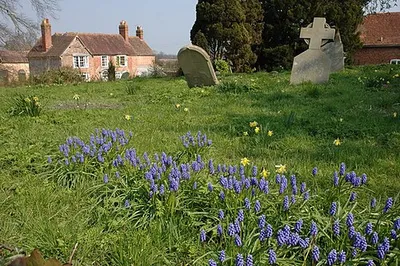 The Old Rectory, Welland The Old Rectory and the graveyard of the old St James' church, Welland.
