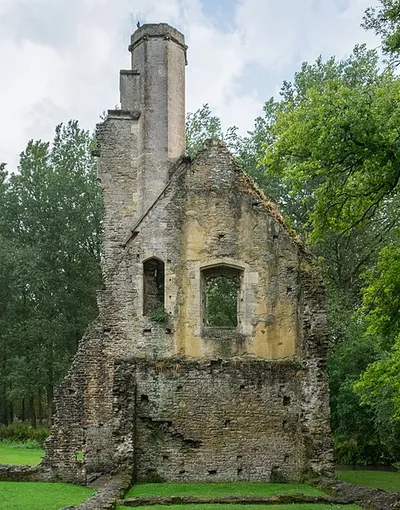 Minster Lovell Hall, 15th century south-east tower.