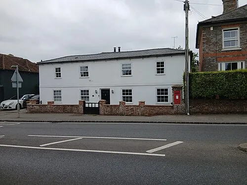 Bath Road postbox