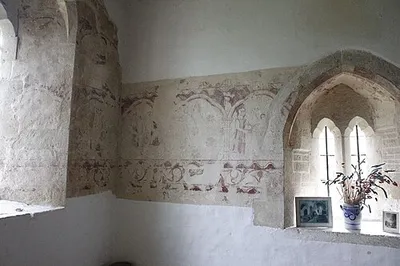 East wall of the transept