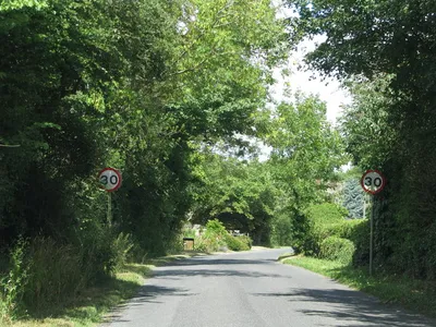 Approach to Poffley End