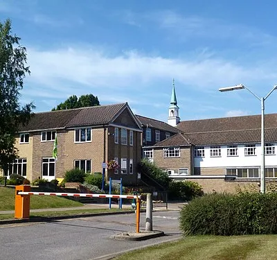 College Entrance, Harcourt Hill