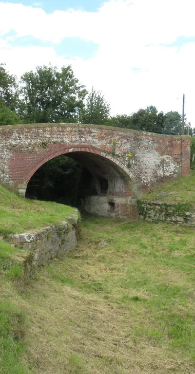Canal bridge at Siddington