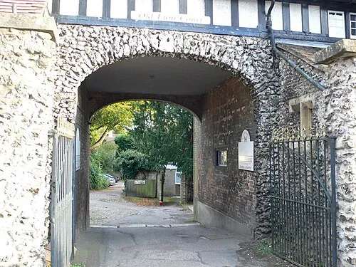 Arched entrance to Old Lion Court