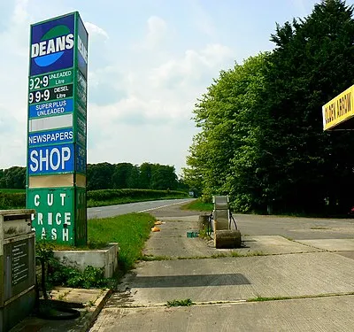 Golden Arrow Service Station, Froxfield,Marlborough  (3)