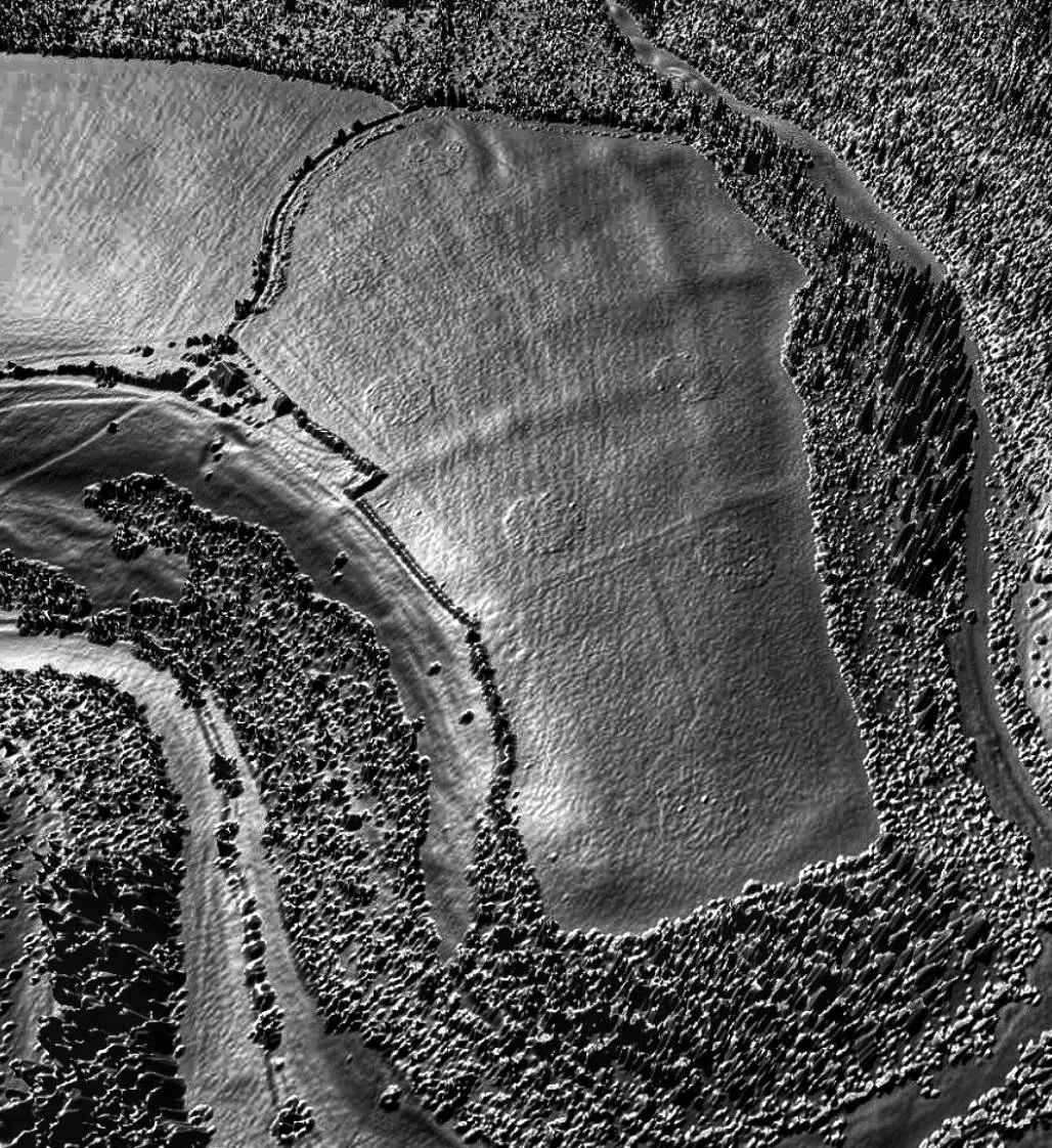 A lidar image derived from Environmental Agency open source data.gov.uk data (https://www.nationalarchives.gov.uk/doc/open-government-licence/version/3/) via the houseprices.io lidar map.
