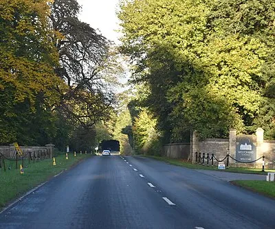 A433 passing Westonbirt School