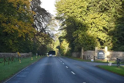 A433 passing Westonbirt School