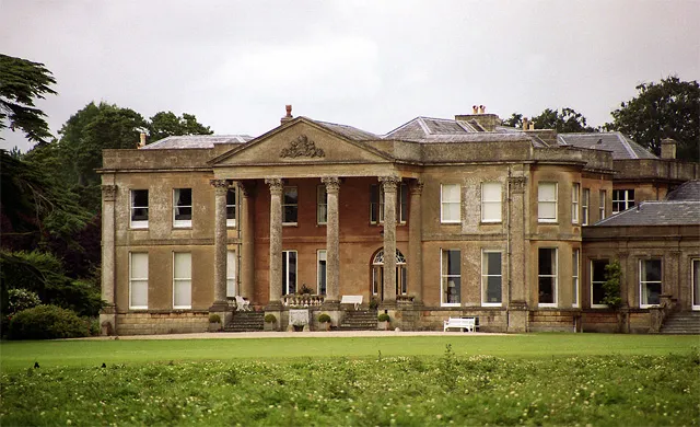 Neston Park, Neston