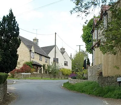 2010 : Nettleton Road, Burton