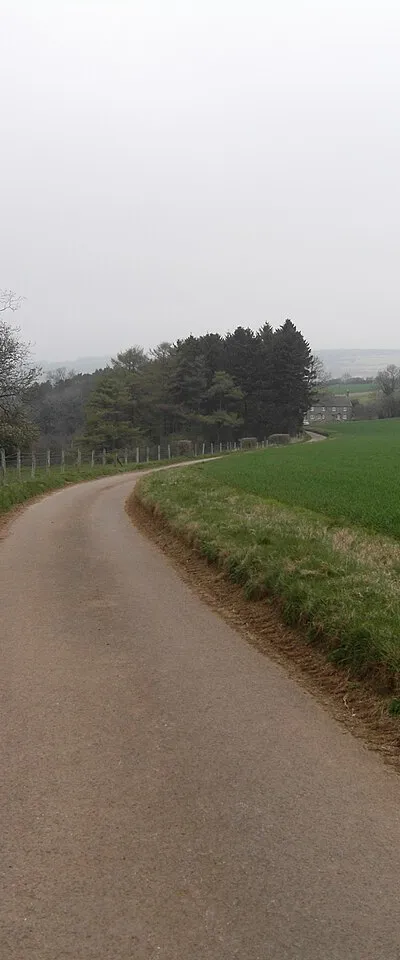 Access lane to Holt Farm