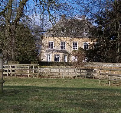 Dean Manor