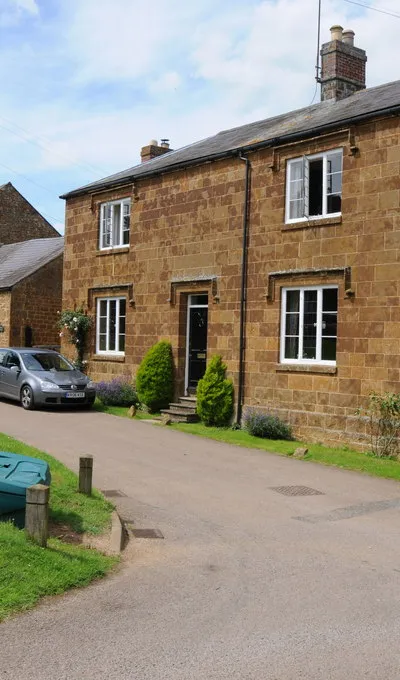 Cottages in North Newington