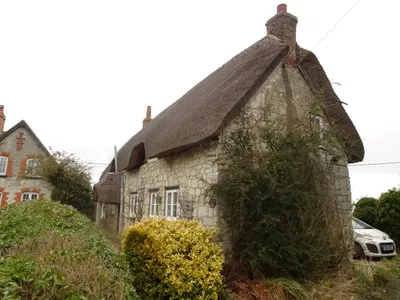 Double Cottage, Grade II listed house in Idstone, Oxfordshire